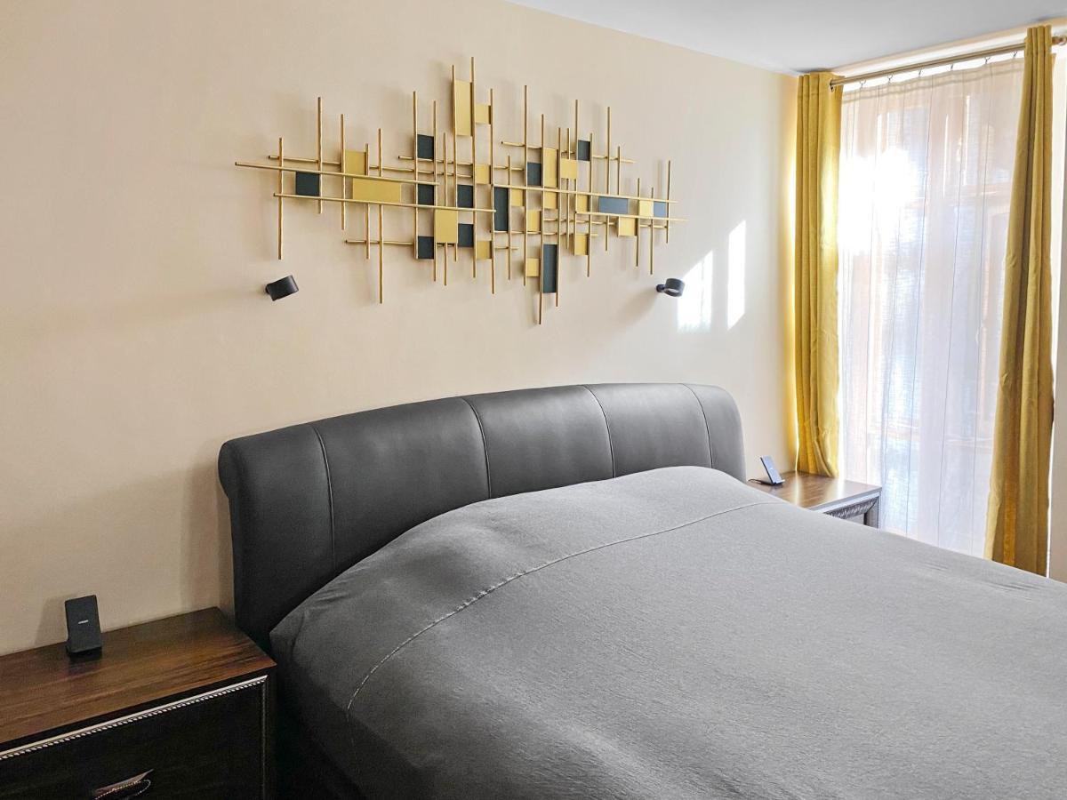 Rare 1-Bed Church Converted Apartment In London Bagian luar foto